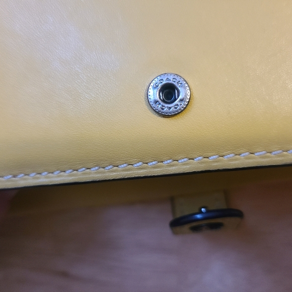 Coach yellow glovetanned leather wallet 💛 - Picture 6 of 12